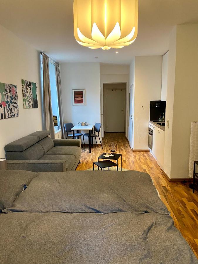 Zentrale Ferienwohnung Mit Balkon In آخن المظهر الخارجي الصورة